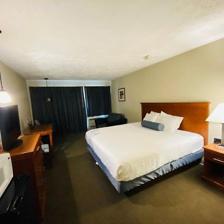 شيبوغن Fleetwood Inn Suites المظهر الخارجي الصورة