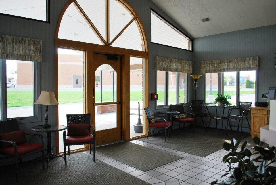 شيبوغن Fleetwood Inn Suites المظهر الخارجي الصورة